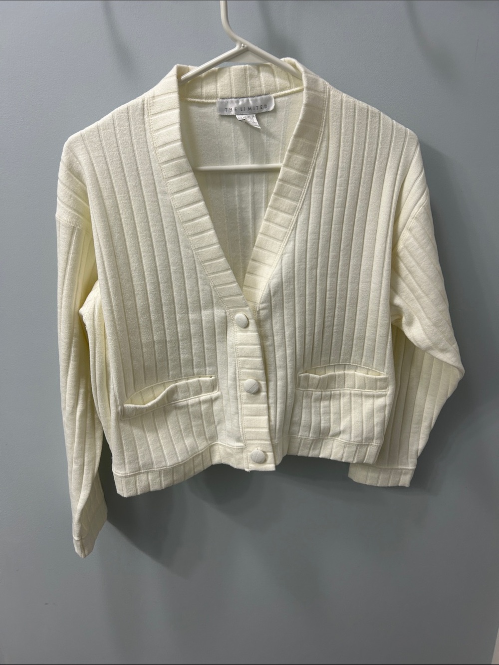 The Limited Cream Ribbed V‑Neck Cardigan